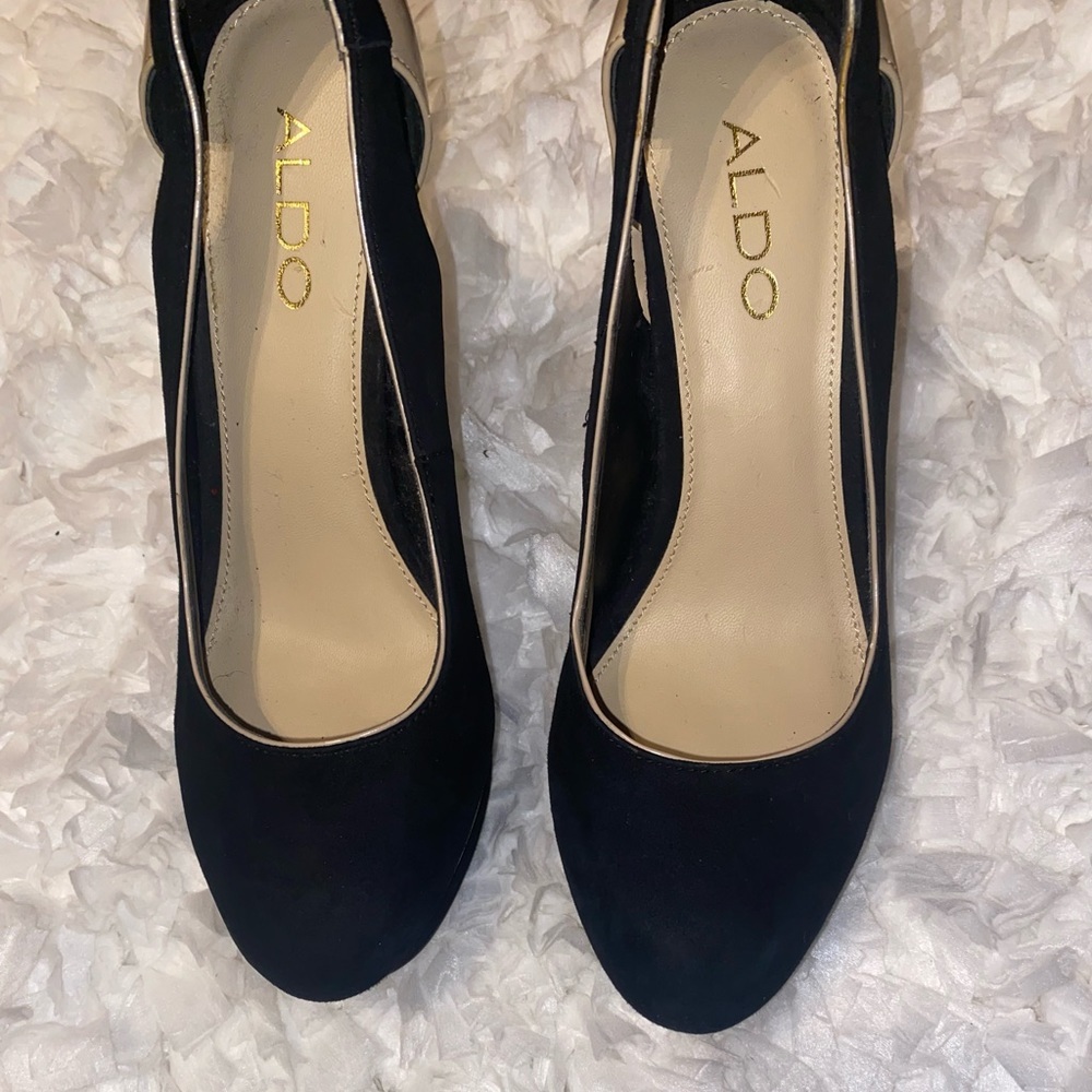 AldoTan and Black Platform Shoes Women's 7.5 Round Toe 4 inch heels.